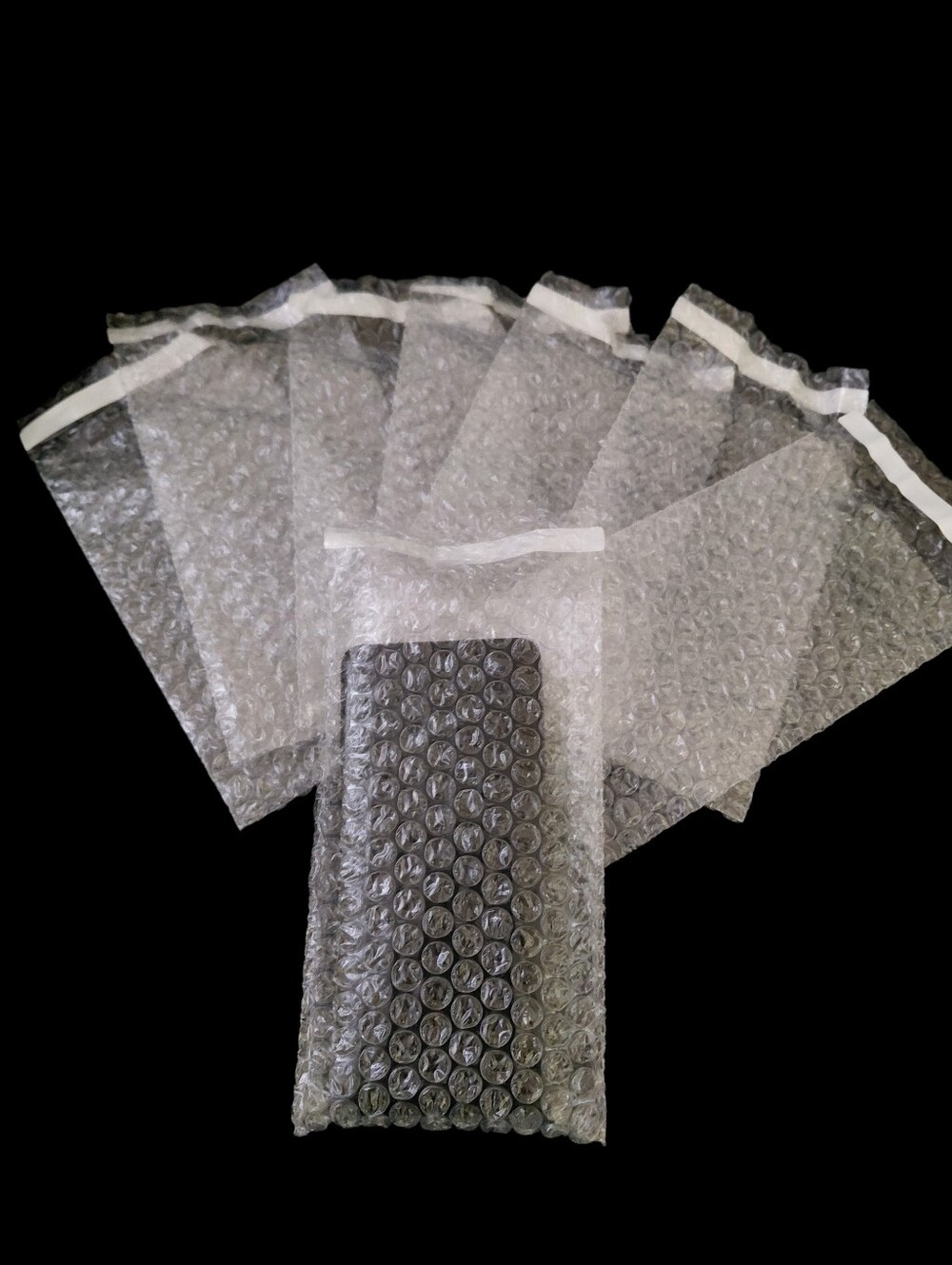 15ct. 4x7.5 Clear Self-Seal Bubble Mailer ✨️PRICE FIRM✨️ - Picture 3 of 6